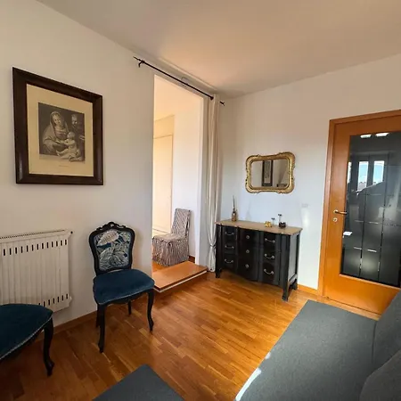 La Specola Di Galileo Con Ampia Vasca Idromassaggio 4*